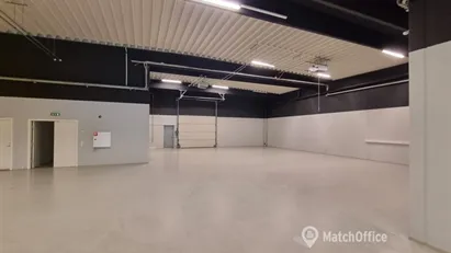 Lager med kontor Lager med kontor