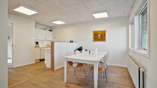 Værkstedslokaler til leje i Nørre Aaby - billede 2