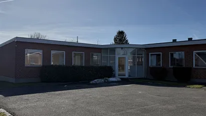 Flot Erhvervs ejendom Til udlejning