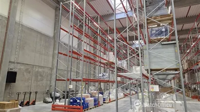 Højlager med ramper udlejes